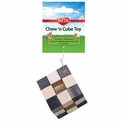 Picture of NATURAL CUBE WITH NUT TOY